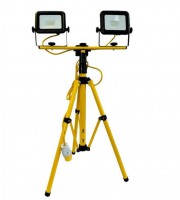 Connexion 10914 LED Telescopic Dual Head Tripod Uplight 5m 16amp - 110v